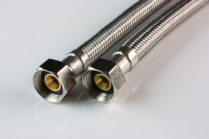 WĄŻ PRZYŁĄCZENIOWY ELASTYCZNY EN 13618-PN10-70°C-DN8/DN10(3/8) L=600-TYP 3 i 3